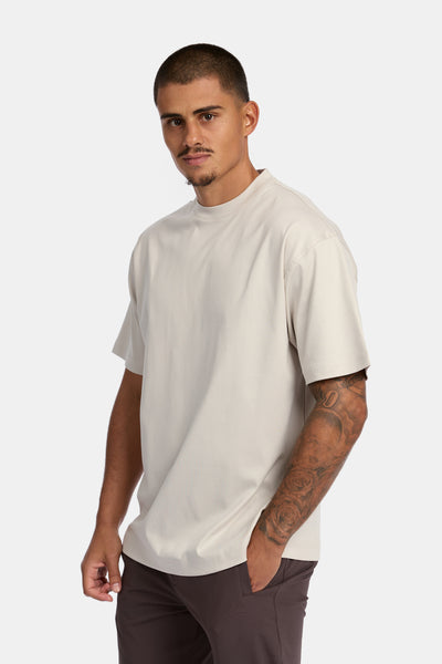 Parelgrijs T-shirt van Supima katoen, oversized zijkant